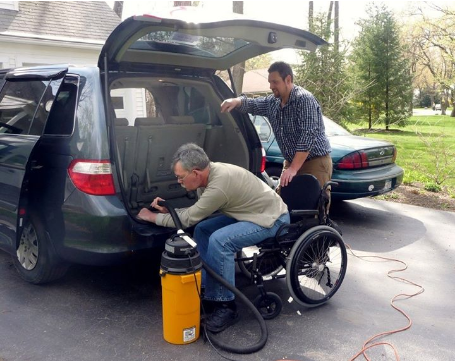 Licensed Home Care Agency Helping Member Vacuum CarLicensed Home Care Agency Helping Member Vacuum Car Licensed Home Care Agency Helping Member Vacuum Car